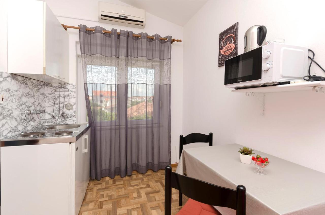 Apartments And Room Take It Easy Tribalj Buitenkant foto